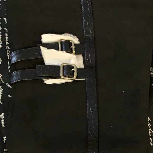 Knee high boots - Picture 2 of 6